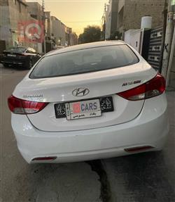 هیۆندای ئەلەنترا